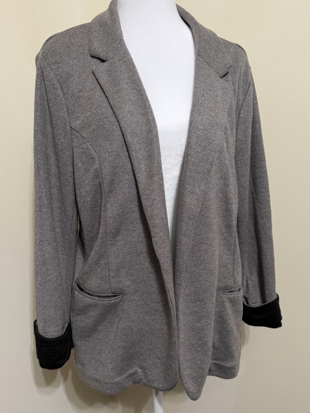 Skies Are Blue Gray 3/4 Sleeve Blazer with Black Cuff Detail Sz XL
